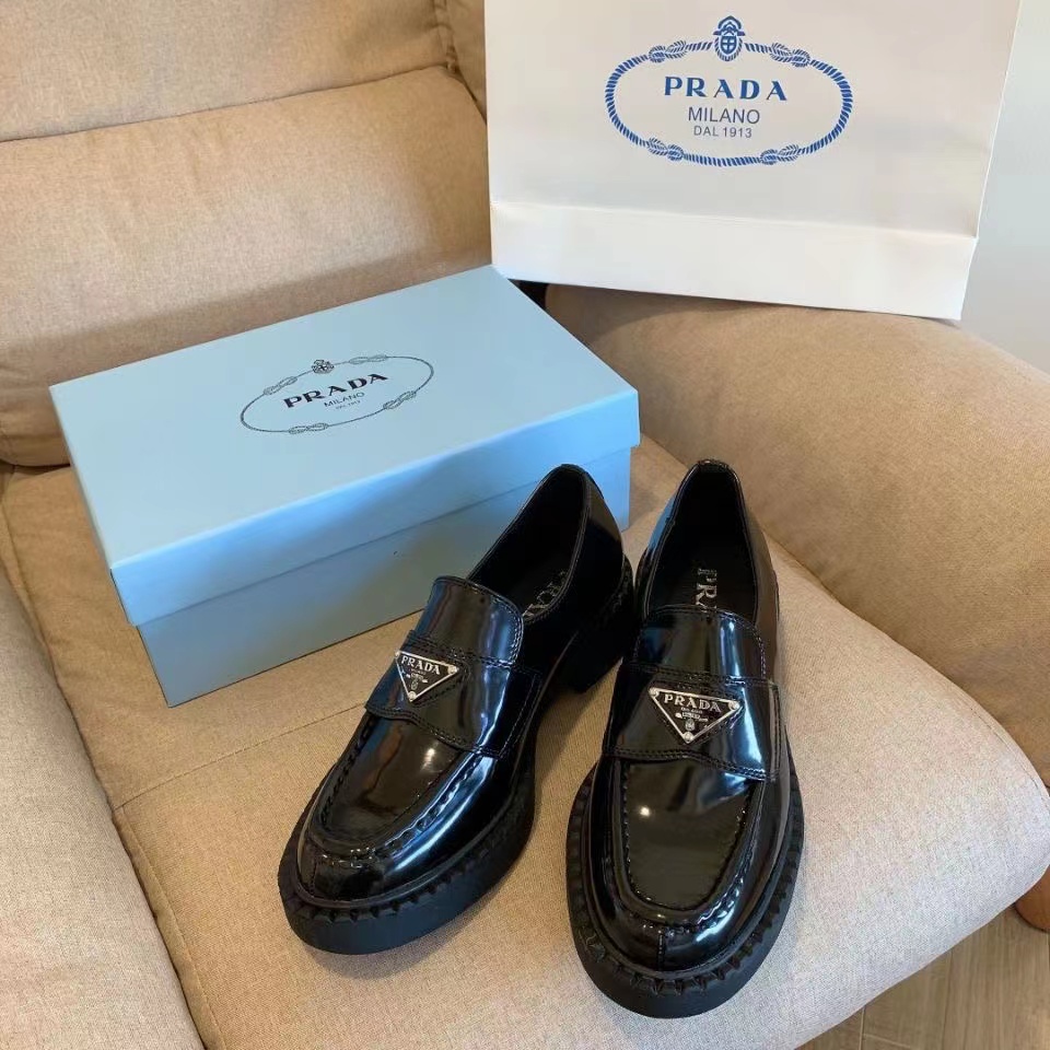 $49.89 PRADA    10275-T gallery