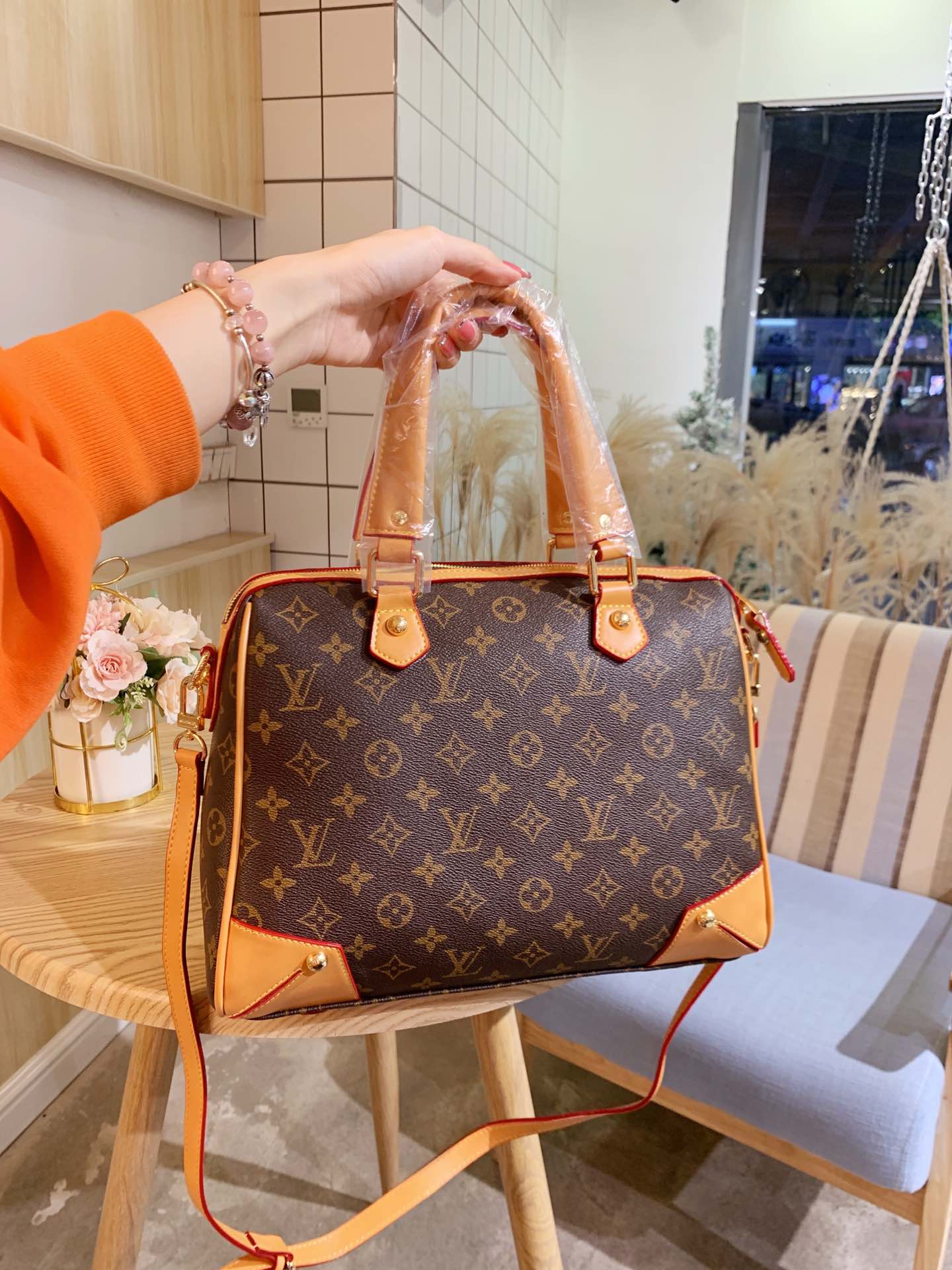 ..LV $64 gallery