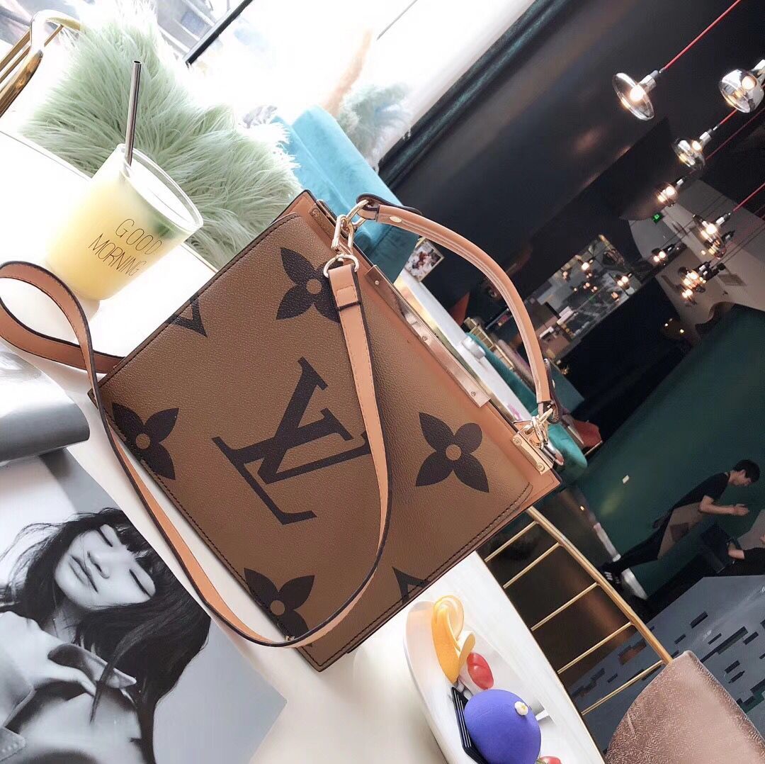 ..LV $66 gallery