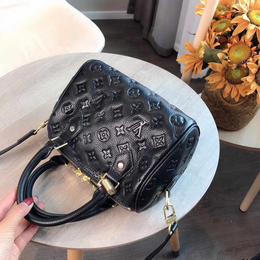 ..LV $70 gallery