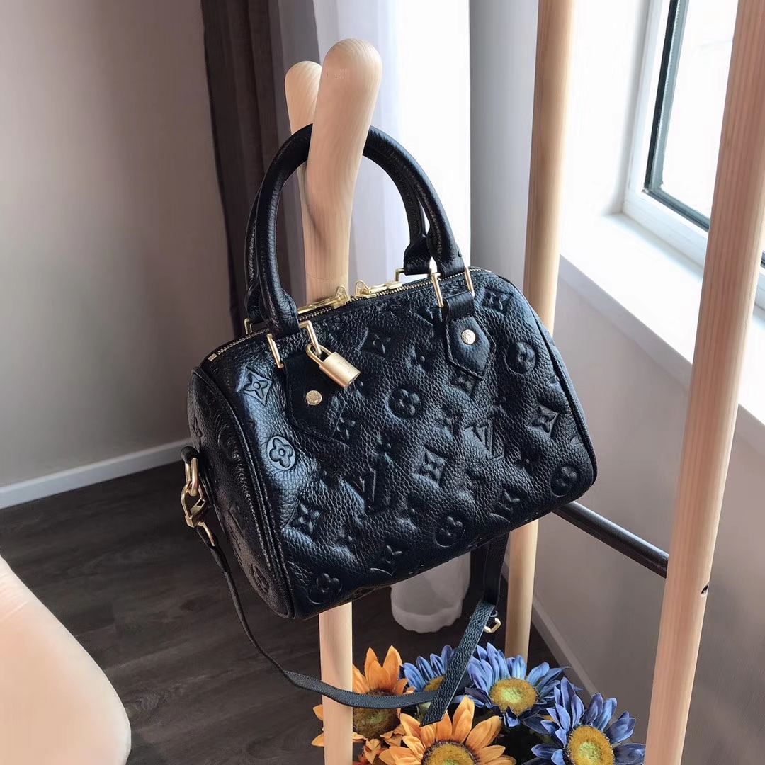 ..LV $70 gallery