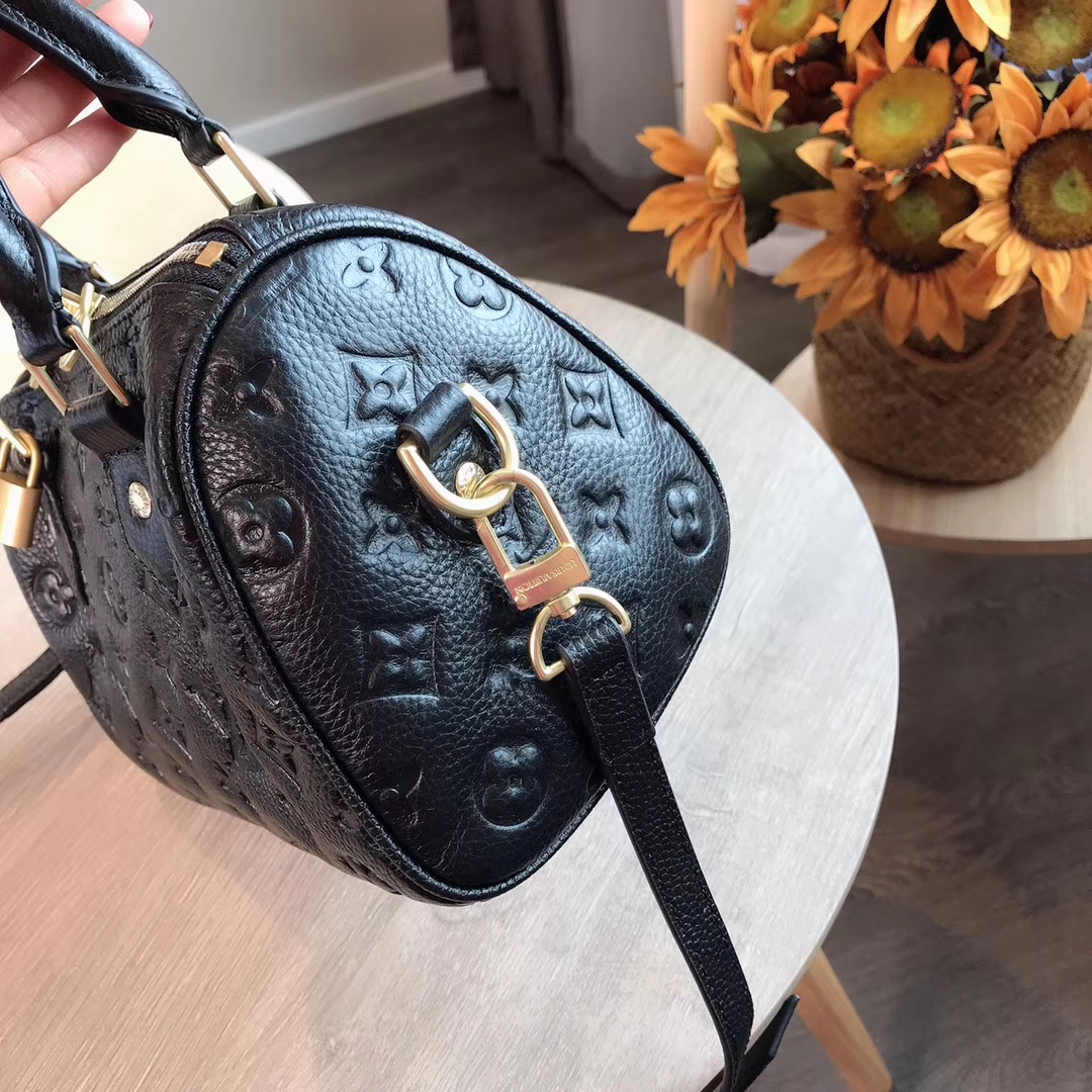 ..LV $70 gallery