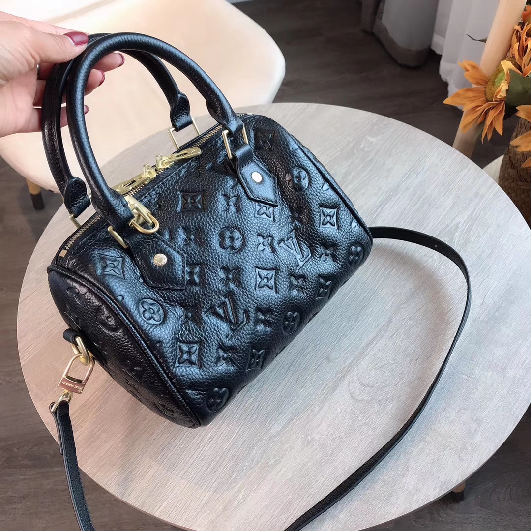 ..LV $70 gallery