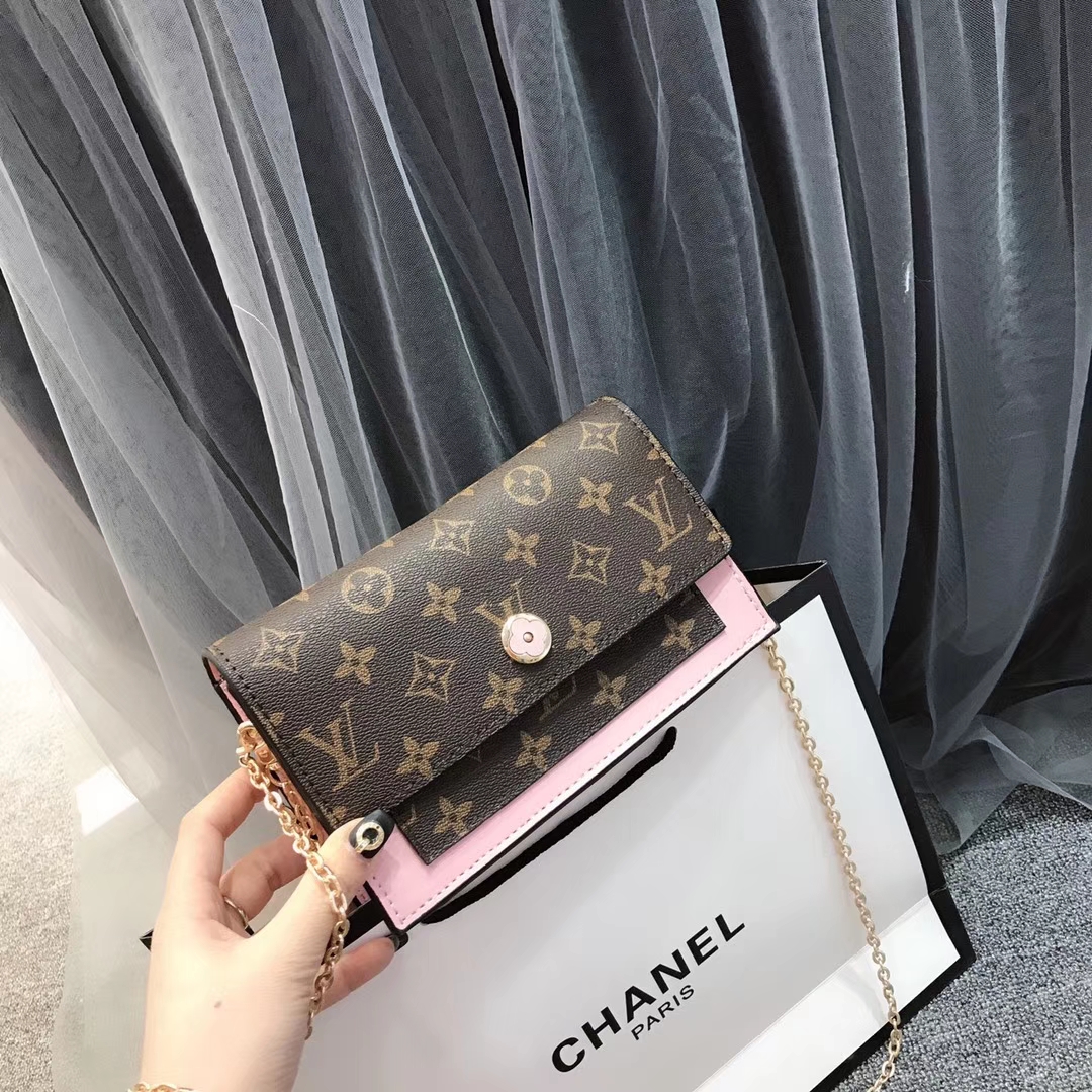 ..LV $90 gallery