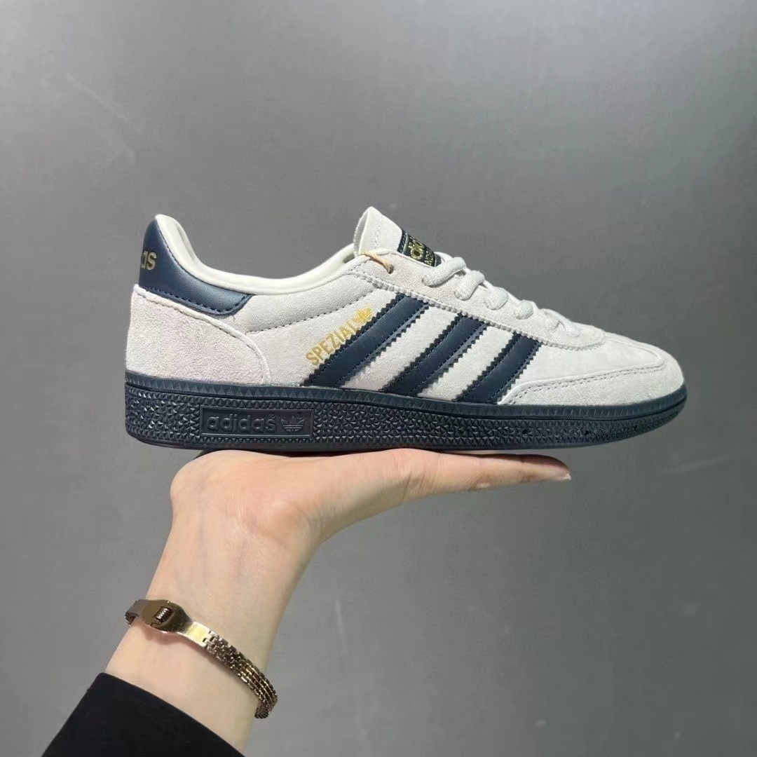 adidas 49.99$ code 351-7015-R gallery