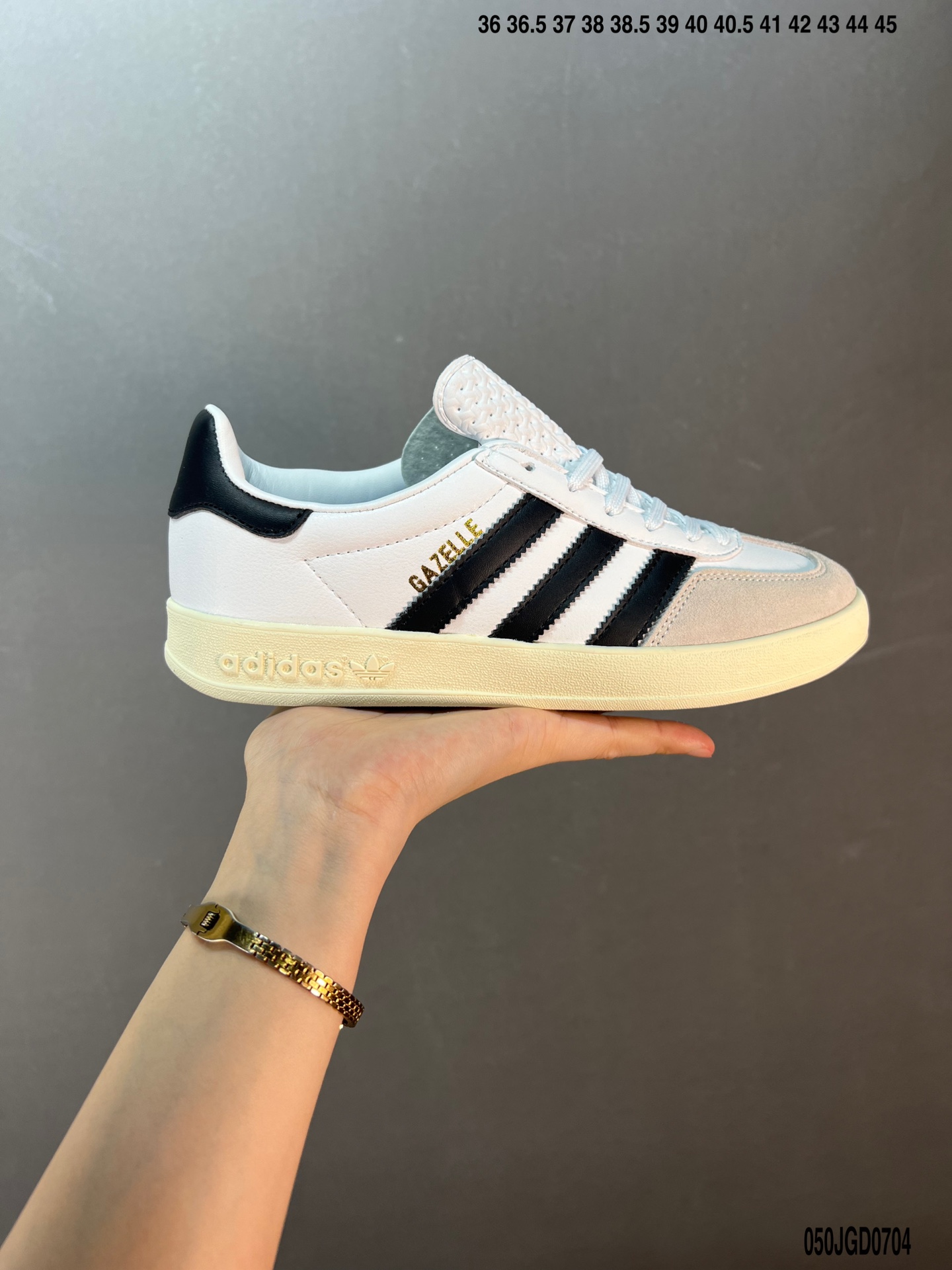 adidas  46.99$       351-6798-R gallery