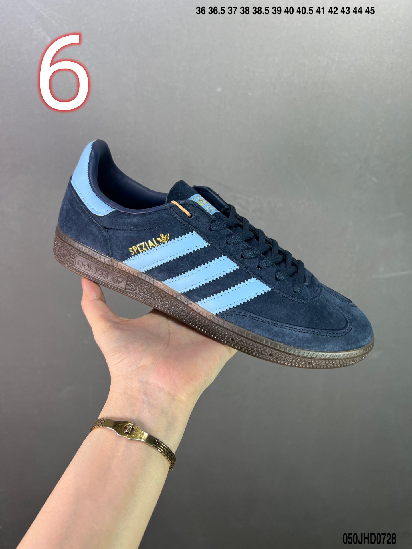 adidas  46.99$       351-6798-R gallery