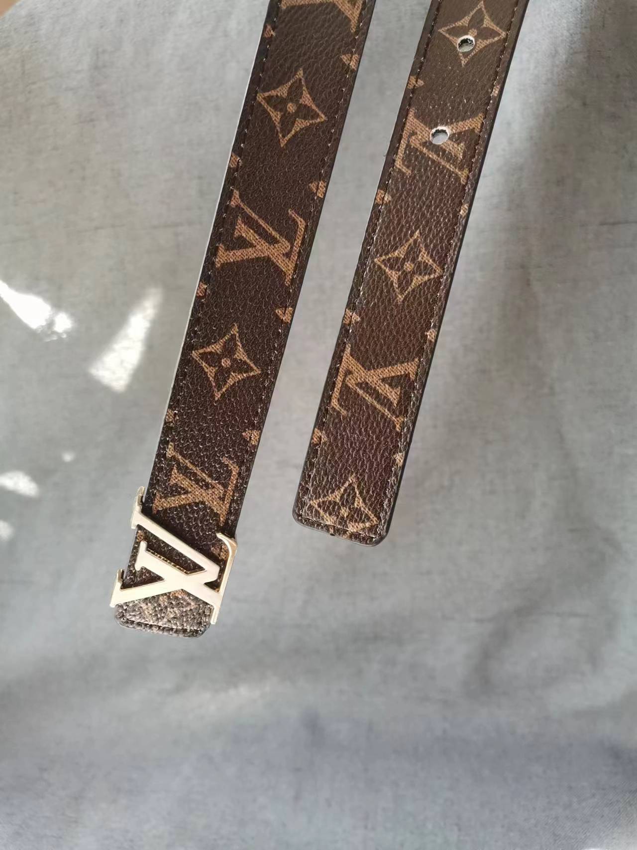 code 454-9757-T    19.99$ LV gallery