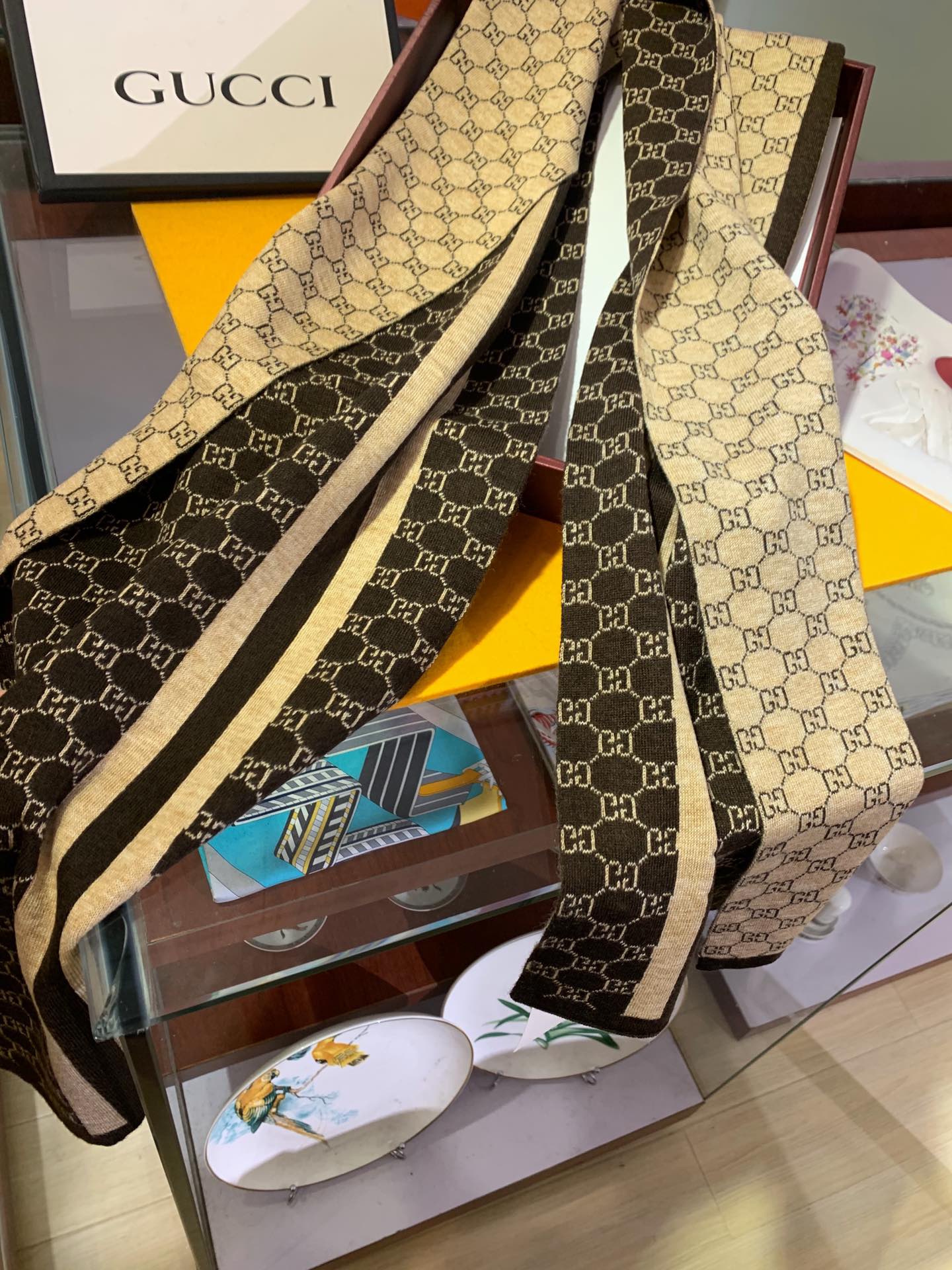 gucci 20.99$  CODE 391-6195-R gallery