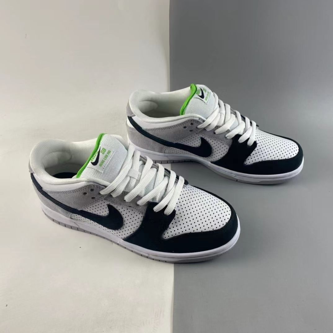 nike 49.88$ code 351-5858-R gallery