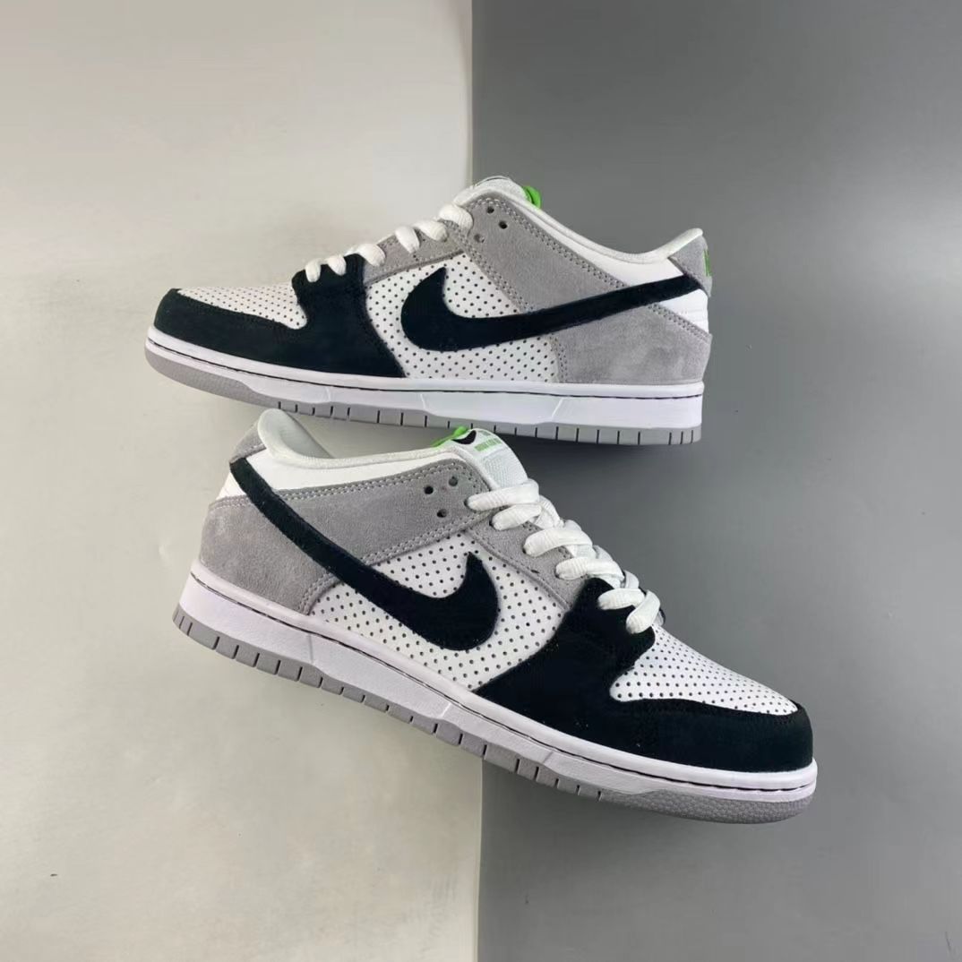 nike 49.88$ code 351-5858-R gallery