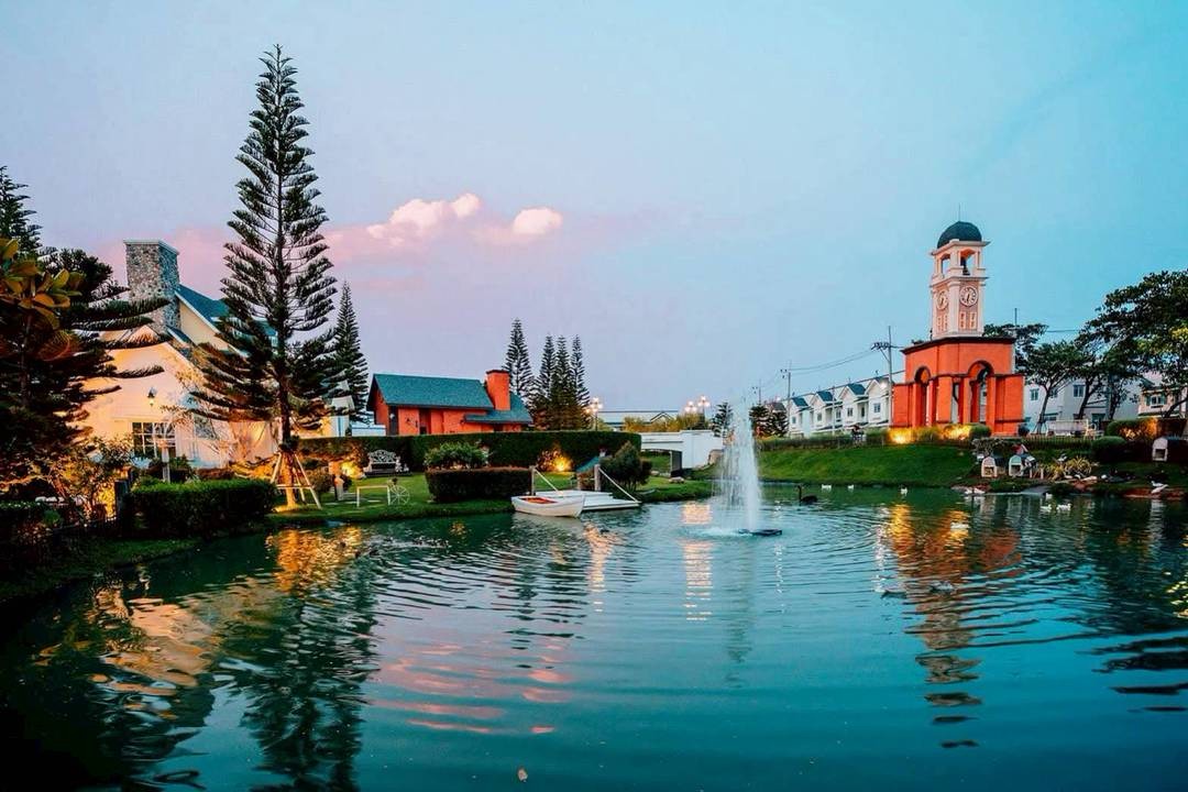 ทาวน์ เฮ้าส์