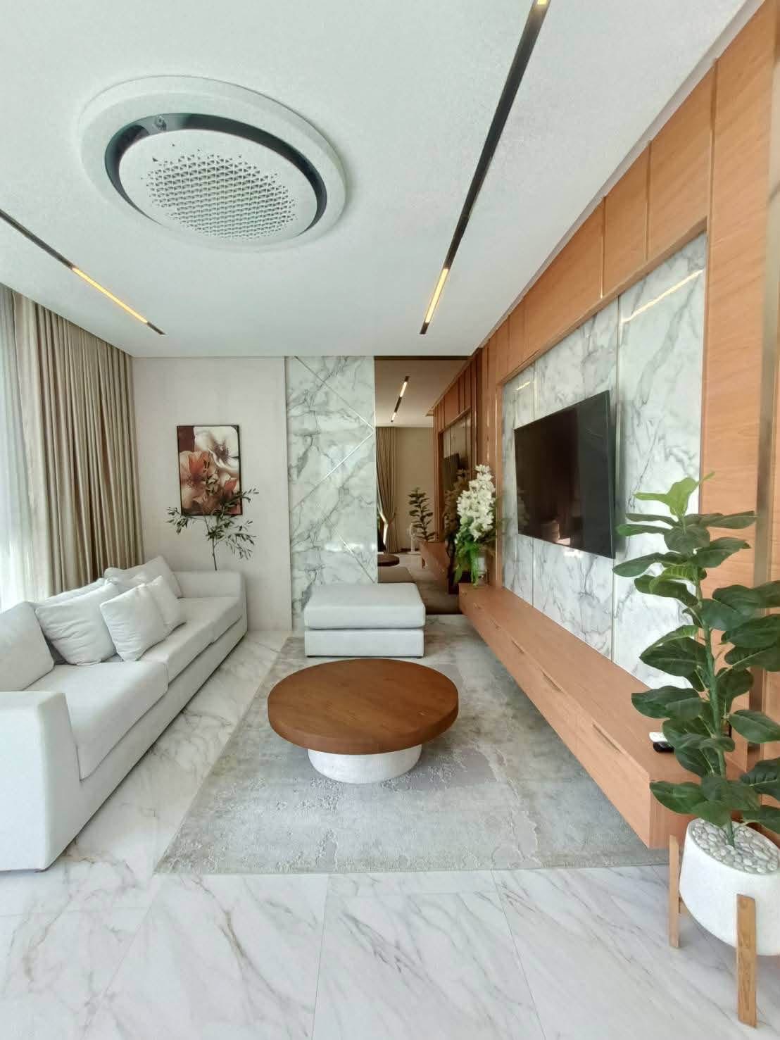 ขายบ้าน Pool Villa ลักชูรี่ 5 ห้องนอน 12.9 ล้านบาท - รูปที่ 3