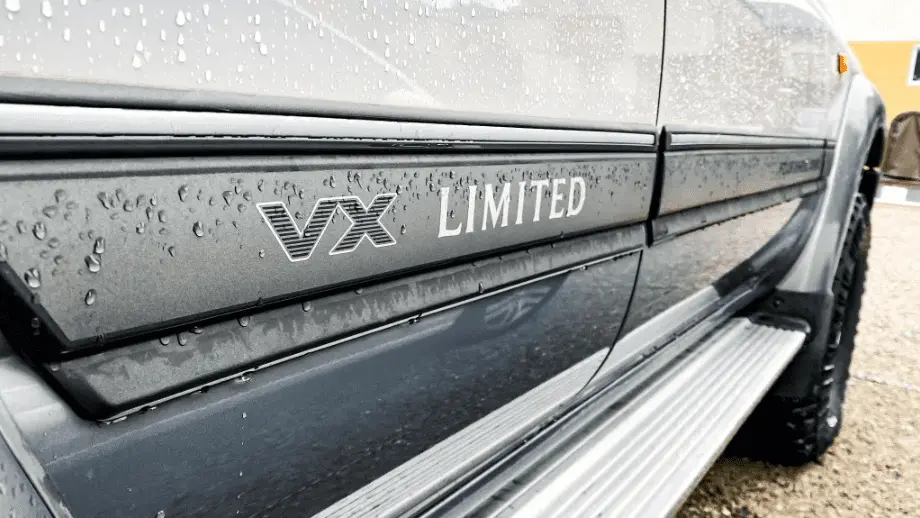 toyota land cruiser prado side view vx limited