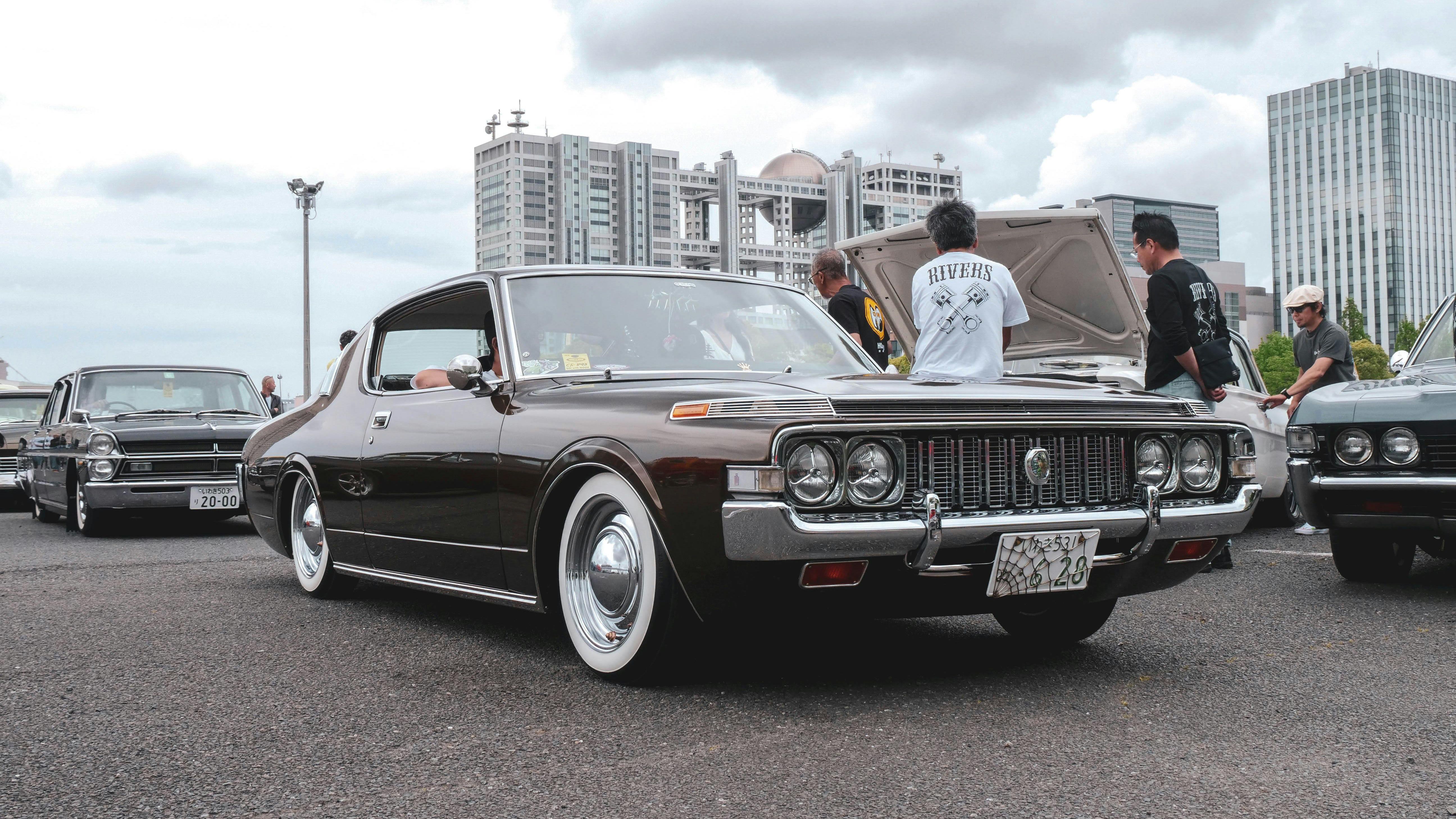 Toyota Crown, car meet.